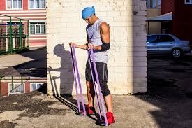 华盛顿国民队宣布哈珀在赛季末遭遇膝盖挫伤，万幸无结构性损伤