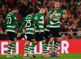 德州扑克实战：解析“多路底池（Multi-way Pot）”中起手牌价值的急剧坍塌规律。（德州扑克实战解析：多人底池中起手牌价值为何会急速崩塌？）